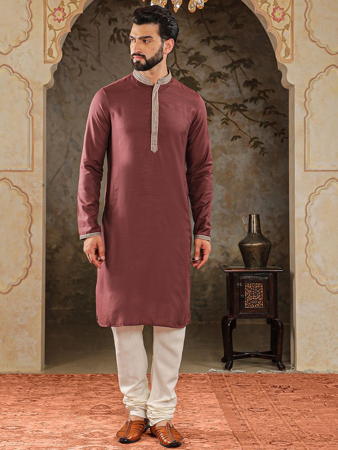 

HOUSE OF DEYANN Mandarin Collar Thread Work Jacquard Weave Straight Kurta with Churidar, Brown