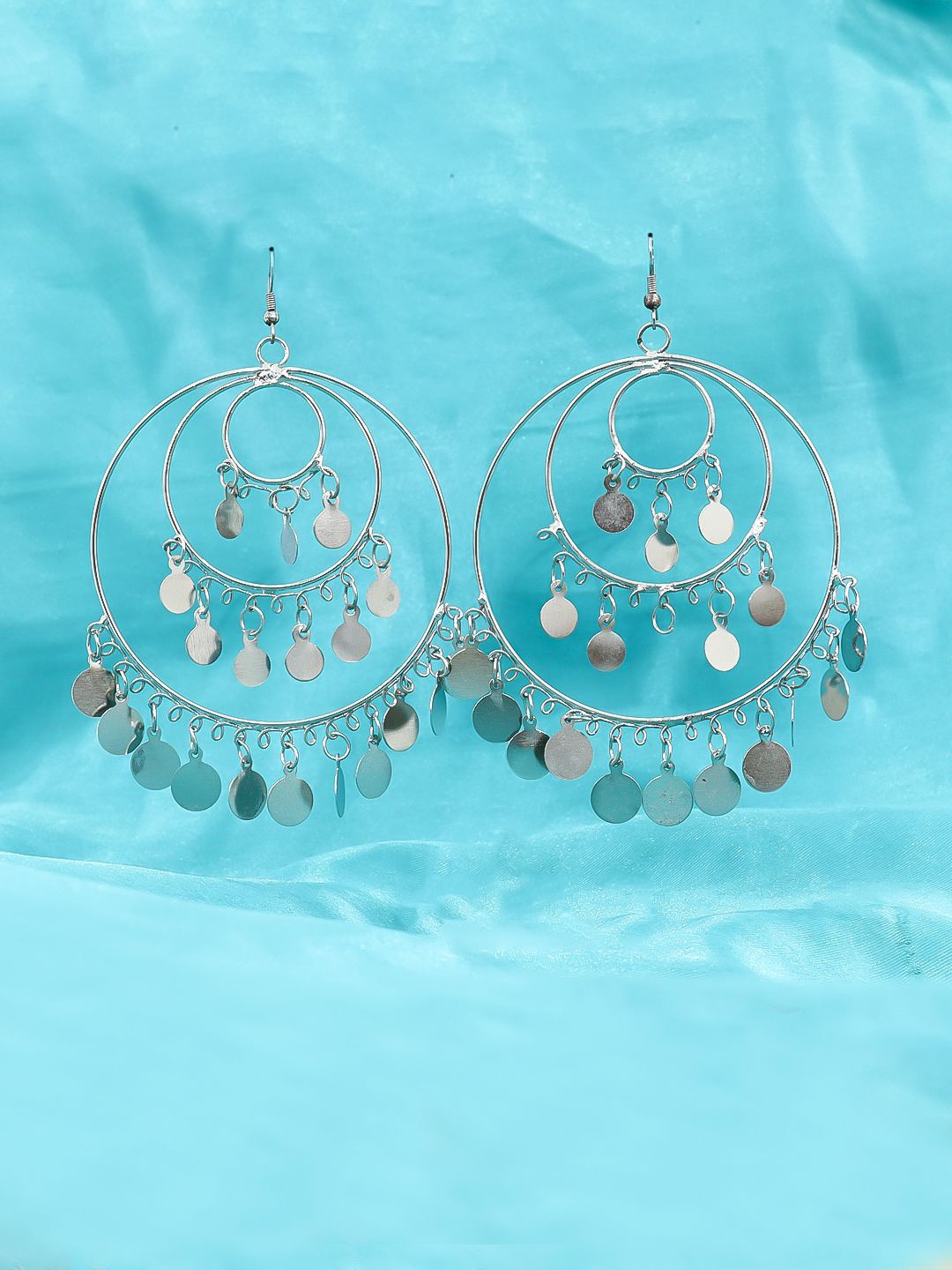 

FIMBUL Silver-Plated German Silver Round Oxidised Chandbalis