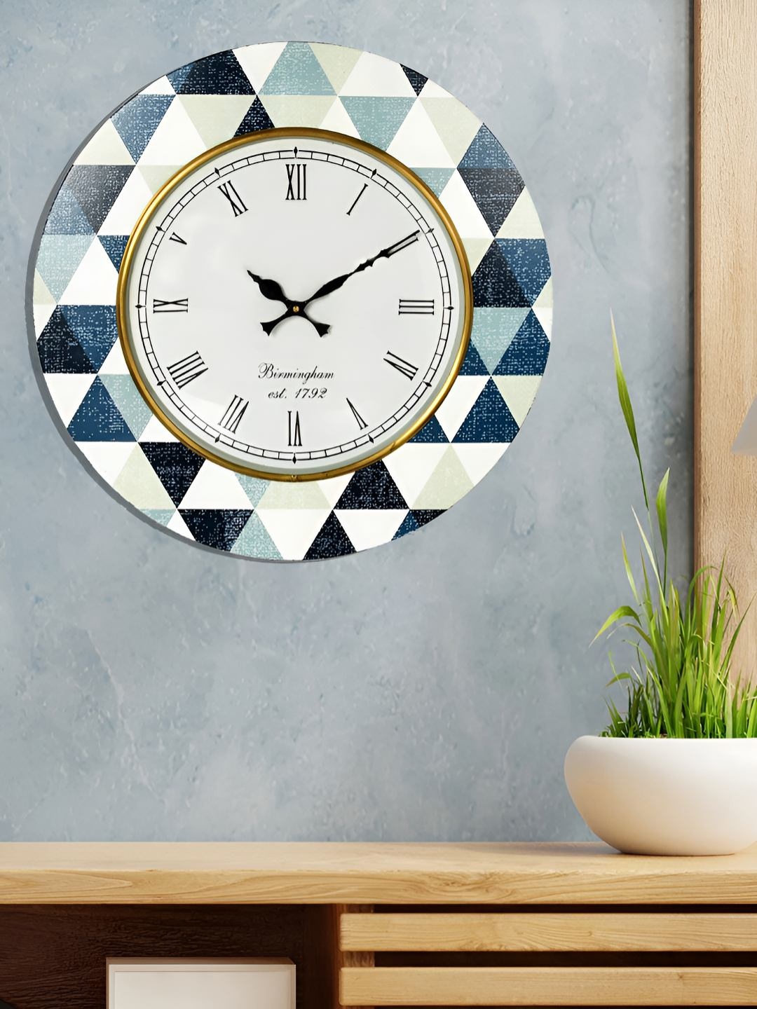 

Aapno Rajasthan Blue & White Printed Contemporary Wall Clock