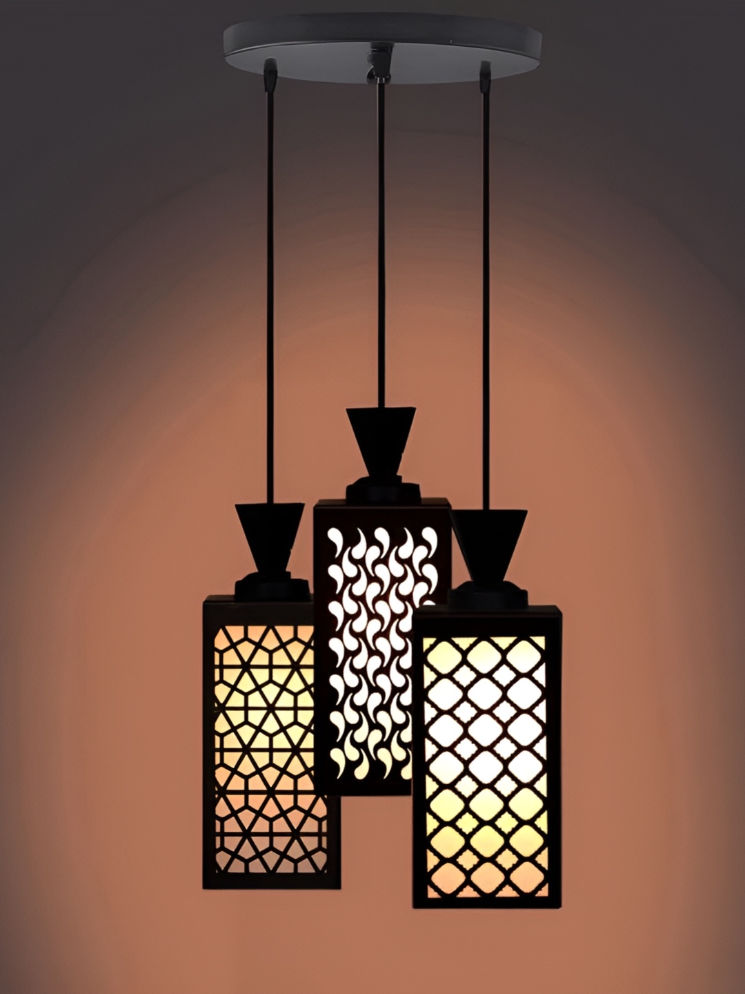 

Afast Black & White Traditional Ceiling Lamp