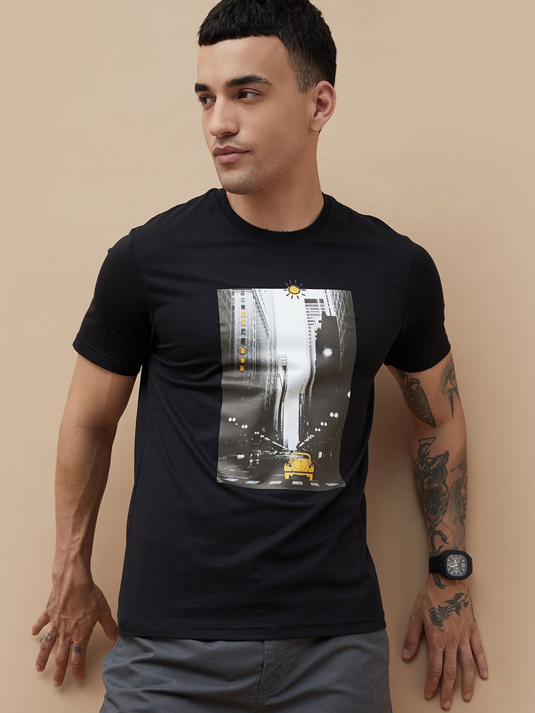 

Fame Forever by Lifestyle Men Floral Printed Pockets T-shirt, Black