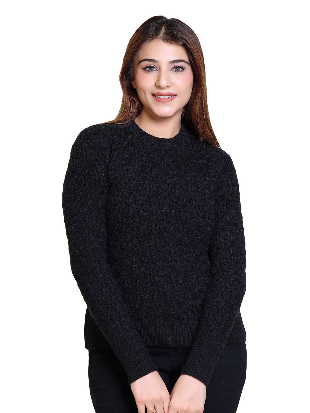 

LEZA Women Round Neck Pullover, Black