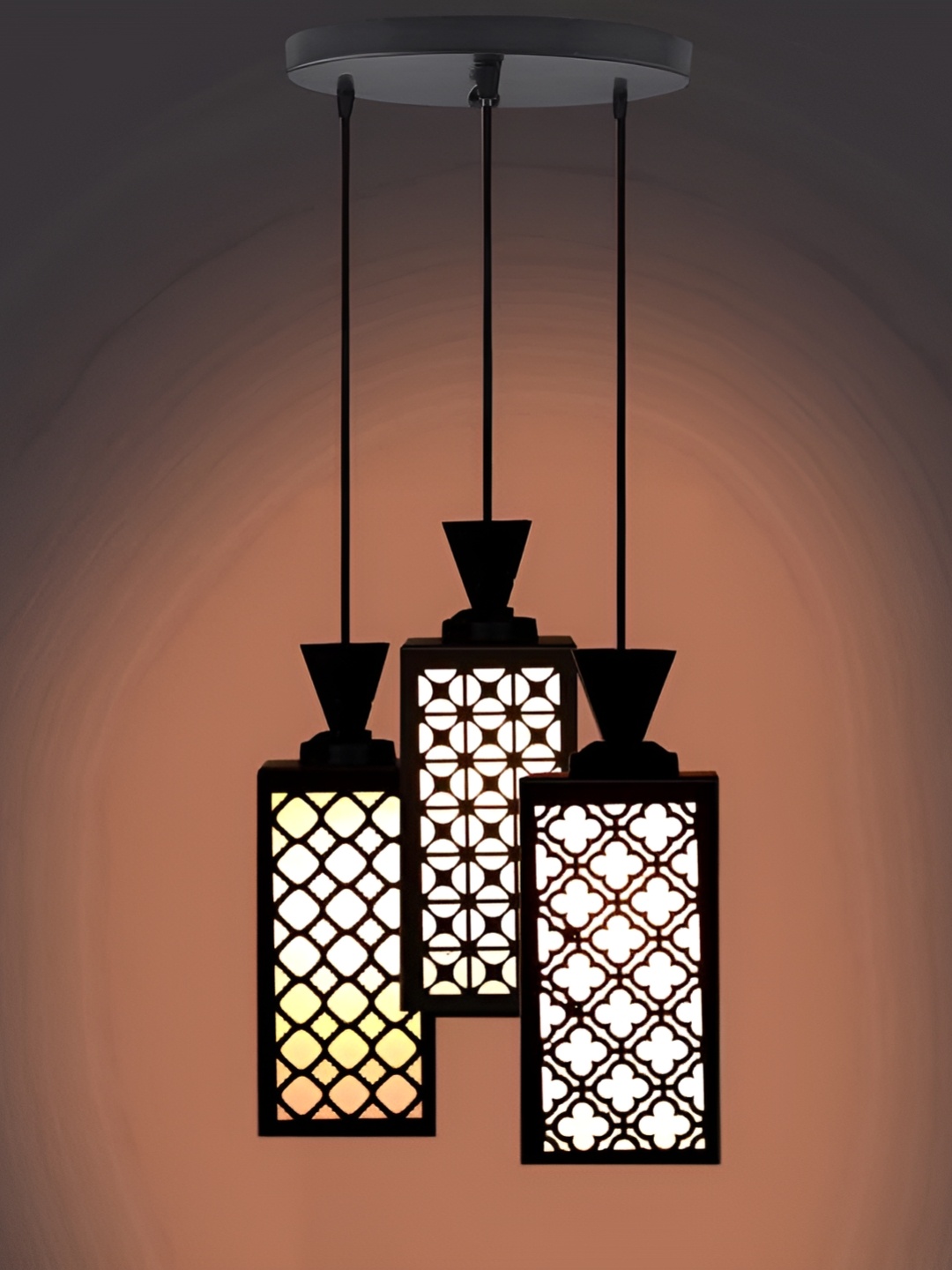 

Afast Black & White Ceiling Lamp