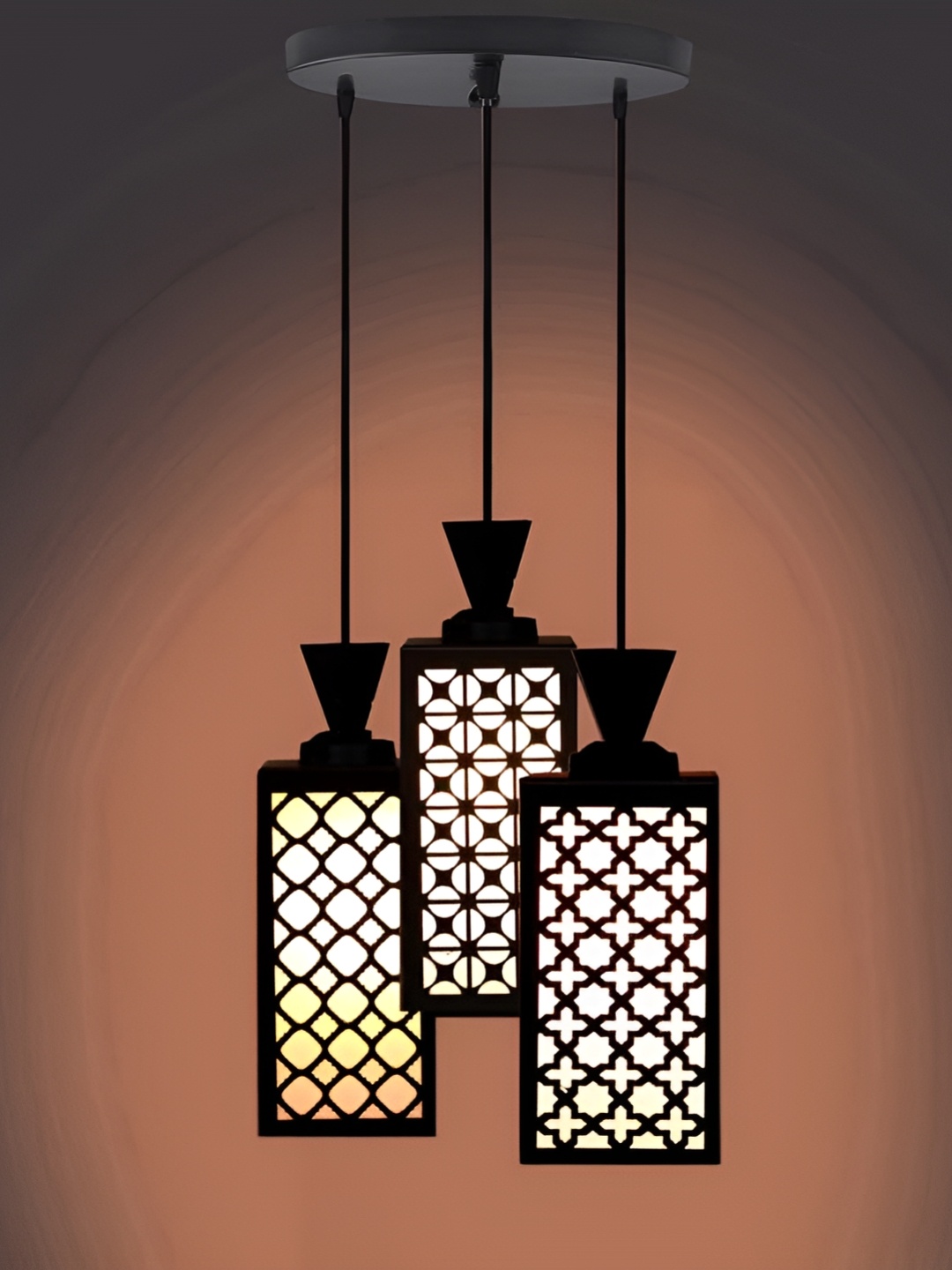 

Afast Black & White Ceiling Lamp