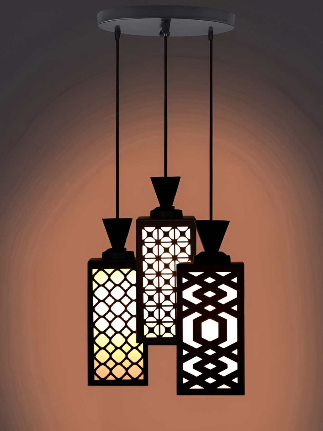 

Afast Black & White Ceiling Lamp