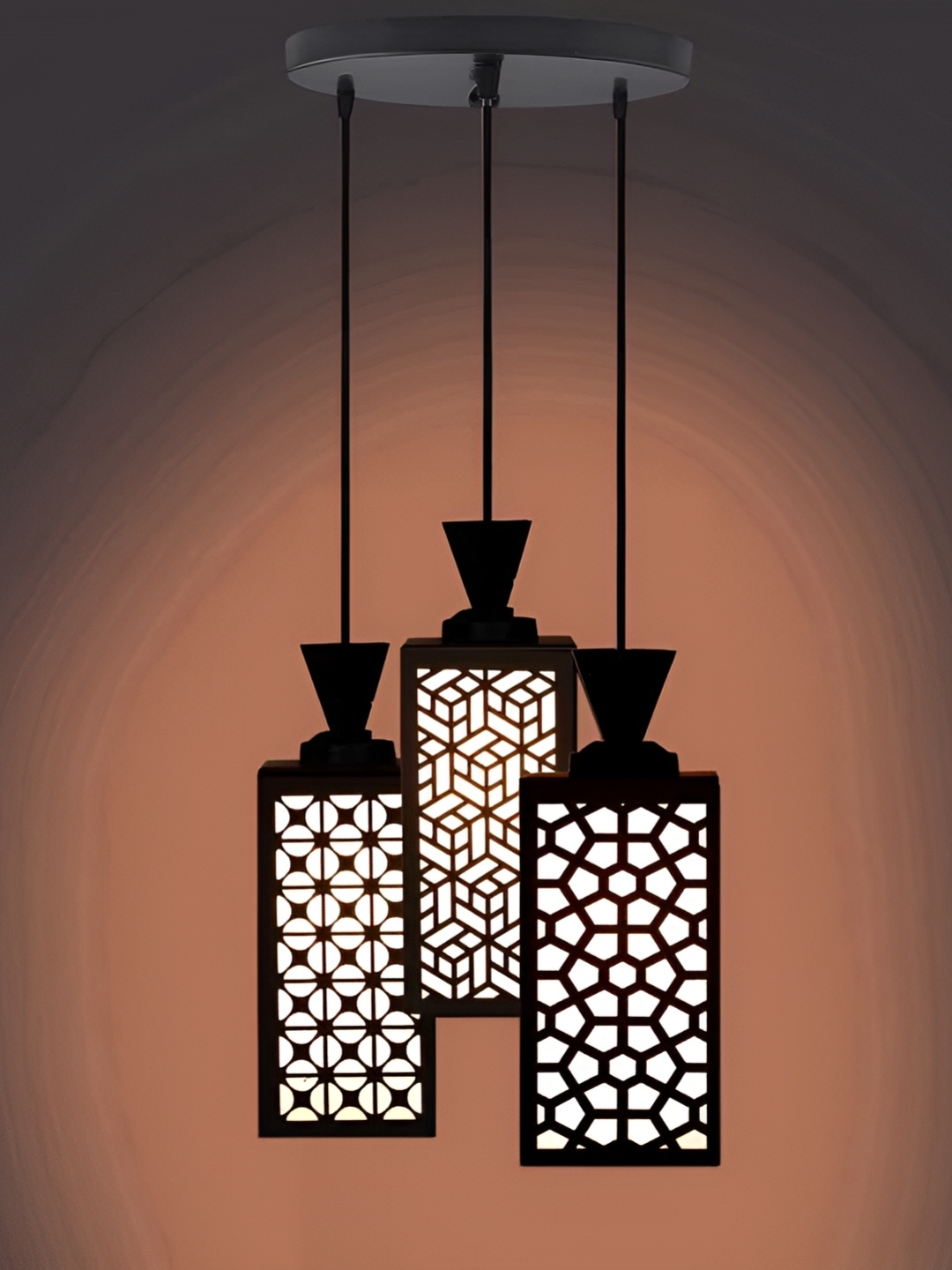 

Afast Black & White Ceiling Lamp