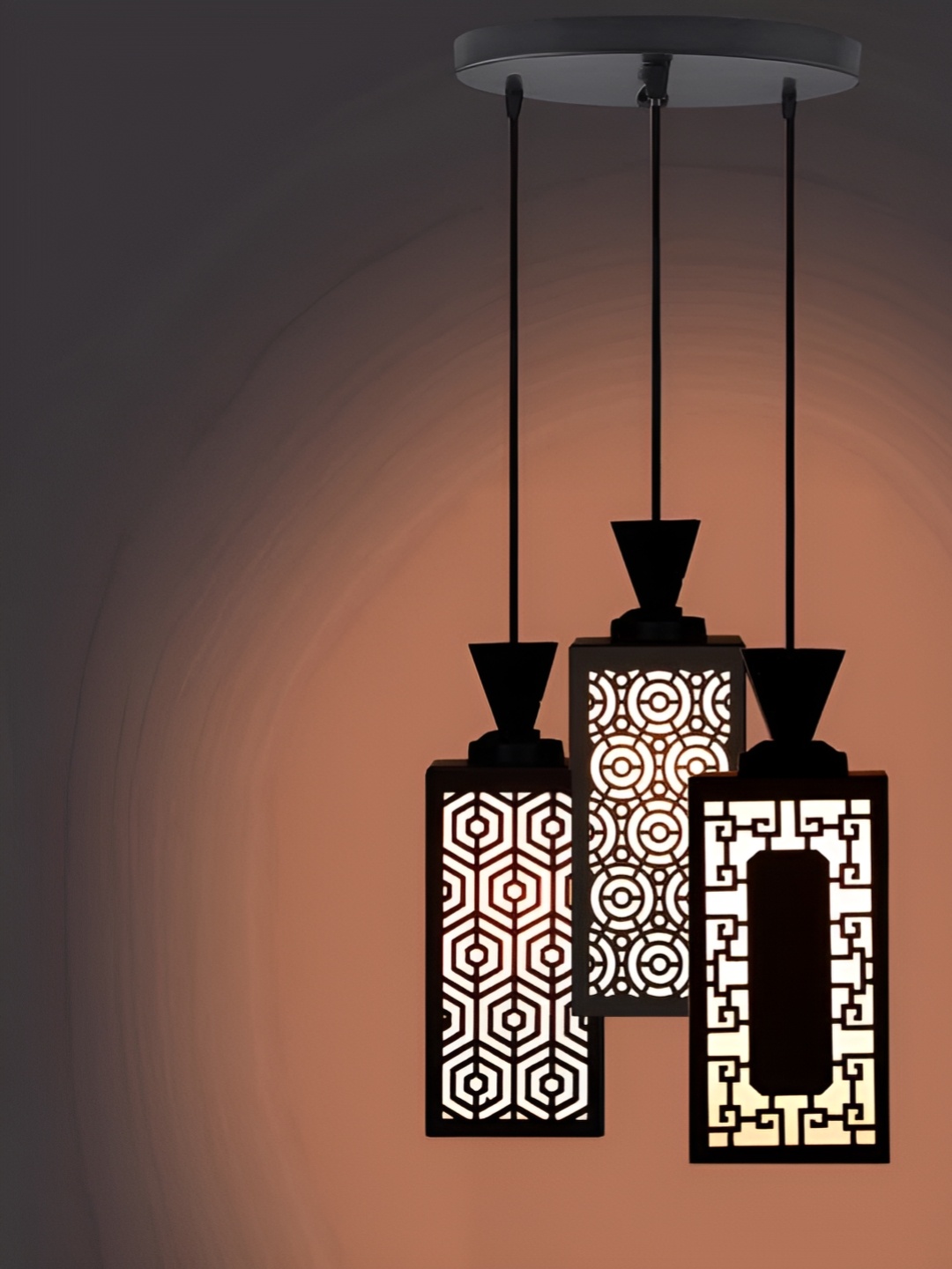 

Afast Black & White Traditional Ceiling Lamp