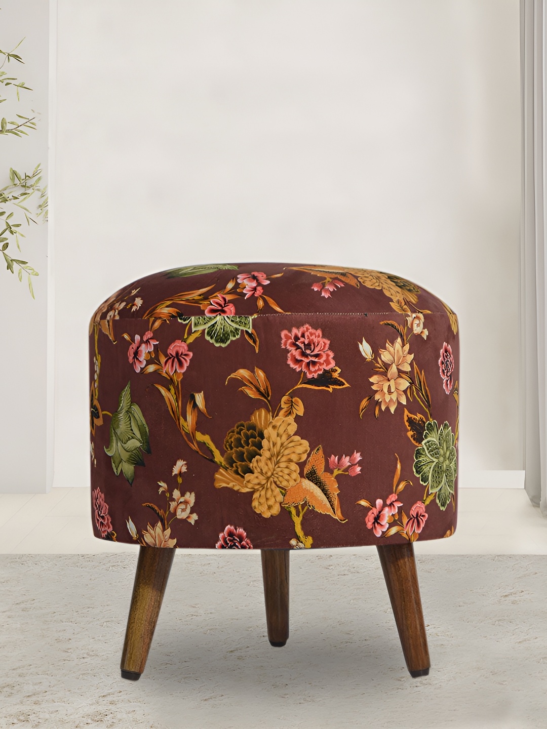 

GLOBALLY INDIAN Maroon & Green Knitted Round Ottoman