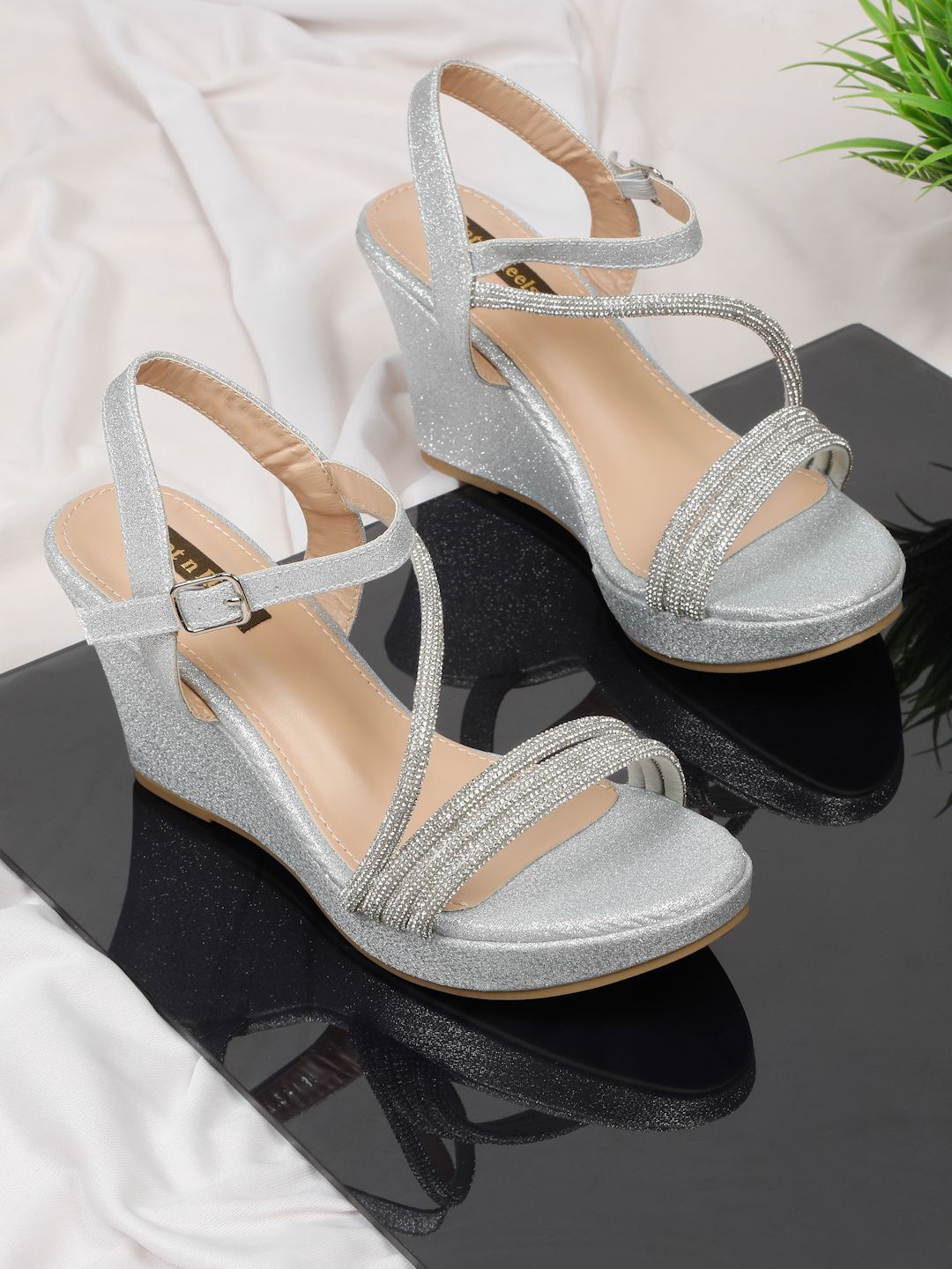 

Flat n Heels Embellished Wedge Heel Sandals, Silver