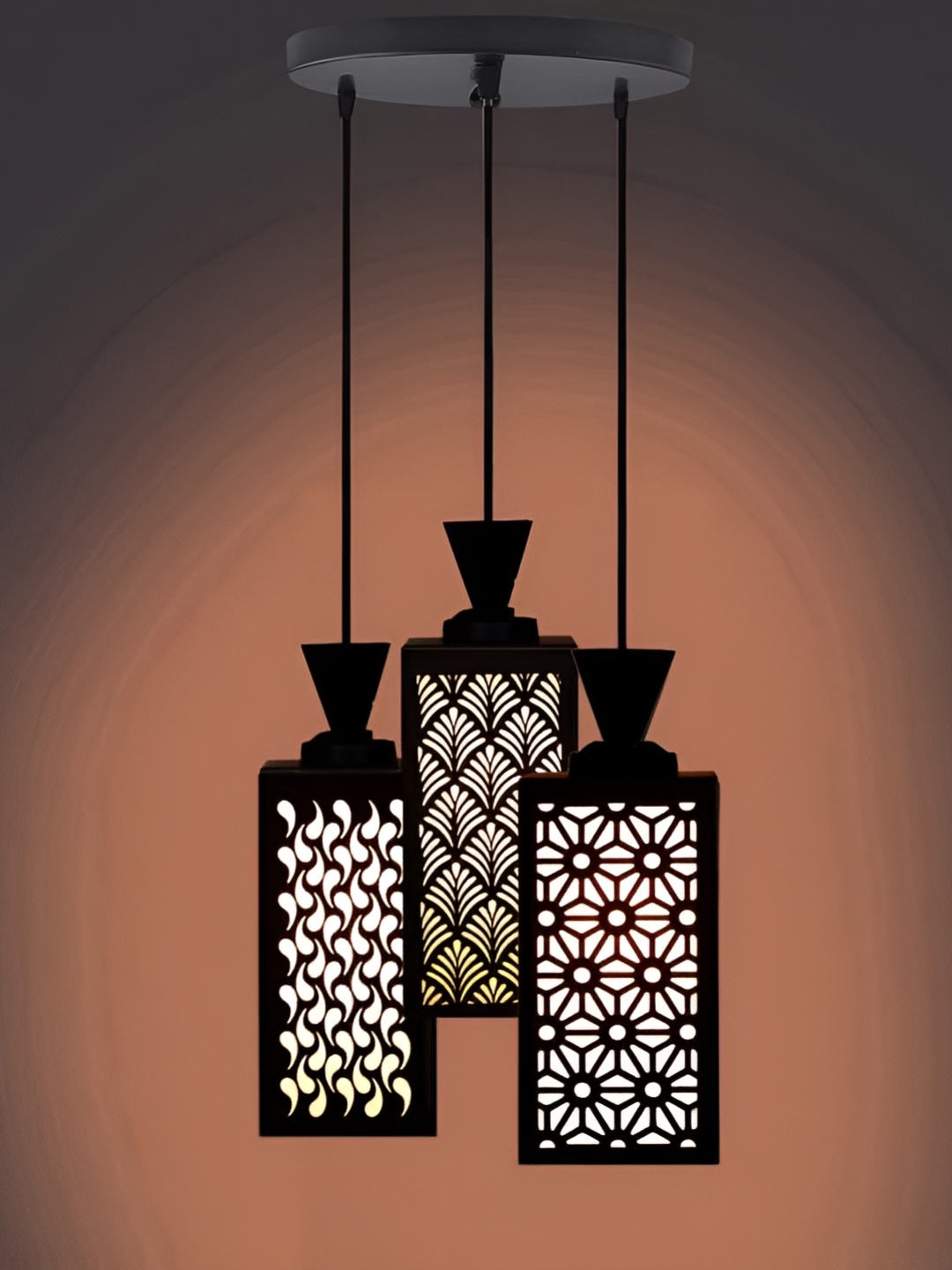 

Afast Black & White Ceiling Lamp