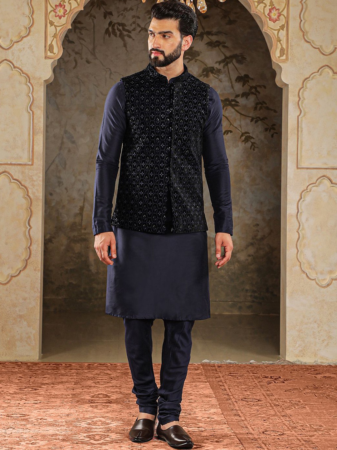 

HOUSE OF DEYANN Mandarin Collar Velvet Straight Kurta with Churidar & Nehru Jacket, Navy blue