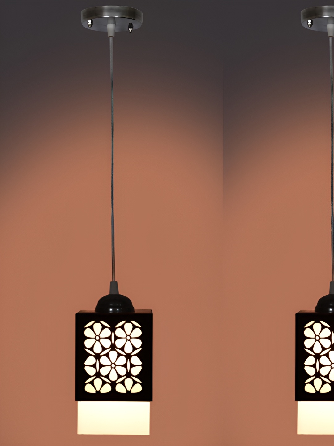 

Afast Black & White Ceiling Lamp