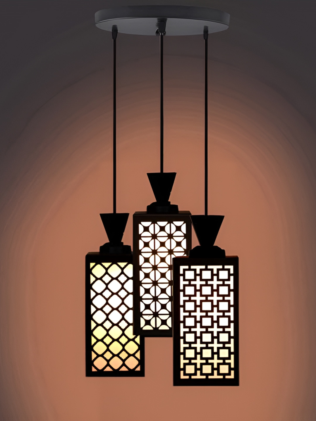 

Afast Black & White Ceiling Lamp