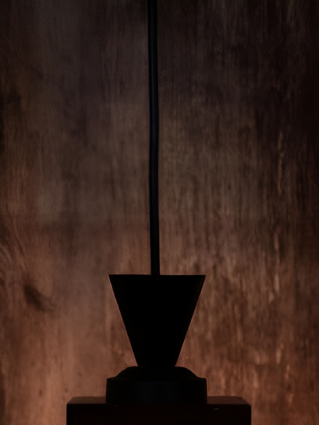 

Afast Black & White Ceiling Lamp