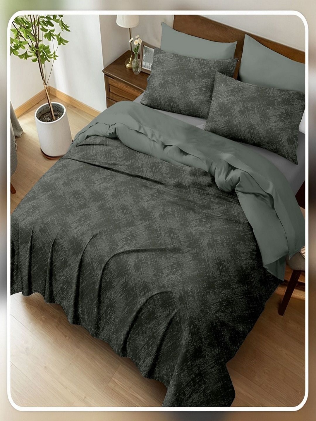 

CHICERY Grey Melange & Green 400 TC King Bedsheet with 2 Pillow Covers