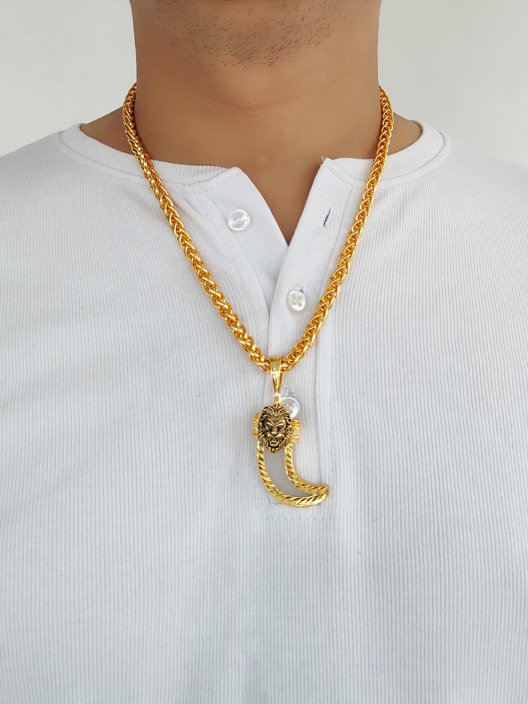 

Minprice Gold-Plated Pendant With Chain