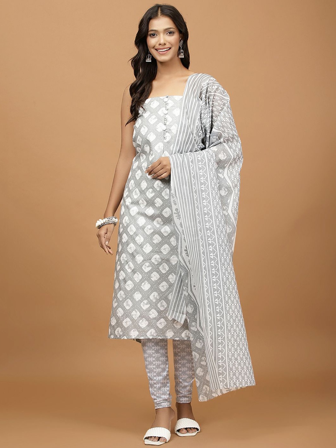 

Meena Bazaar Geometric Printed Unstitched Dress Material, Grey