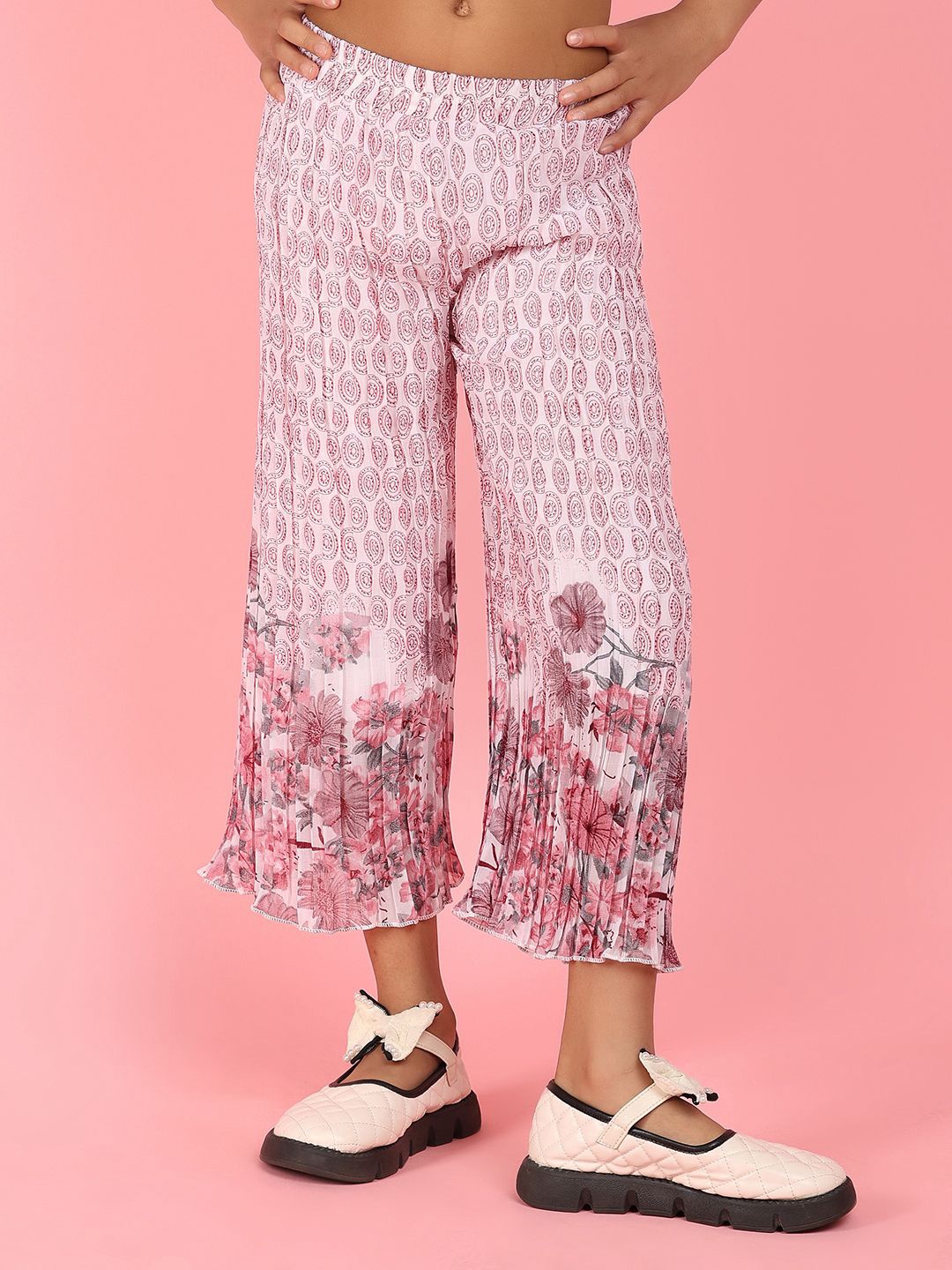 

V-Mart Girls Ethnic Motifs Printed Flared Georgette Ethnic Palazzos, Peach