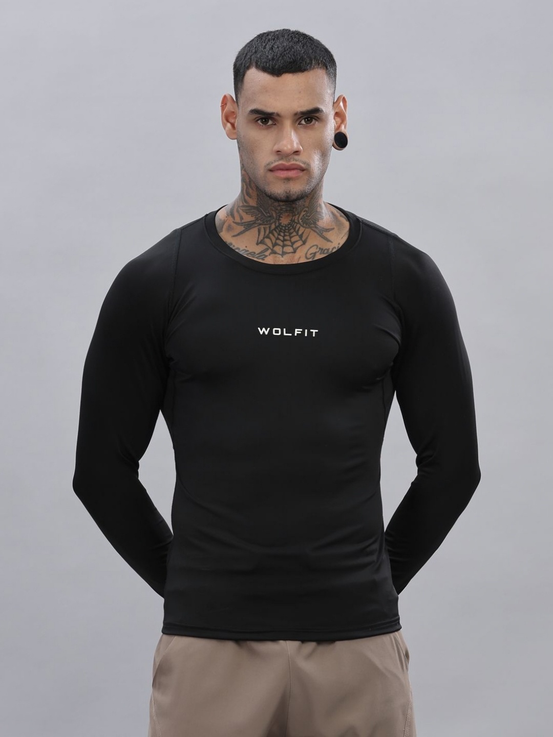 

WOLFIT ATHLEISURE Men Dri-FIT Pockets Compression T-shirt, Black