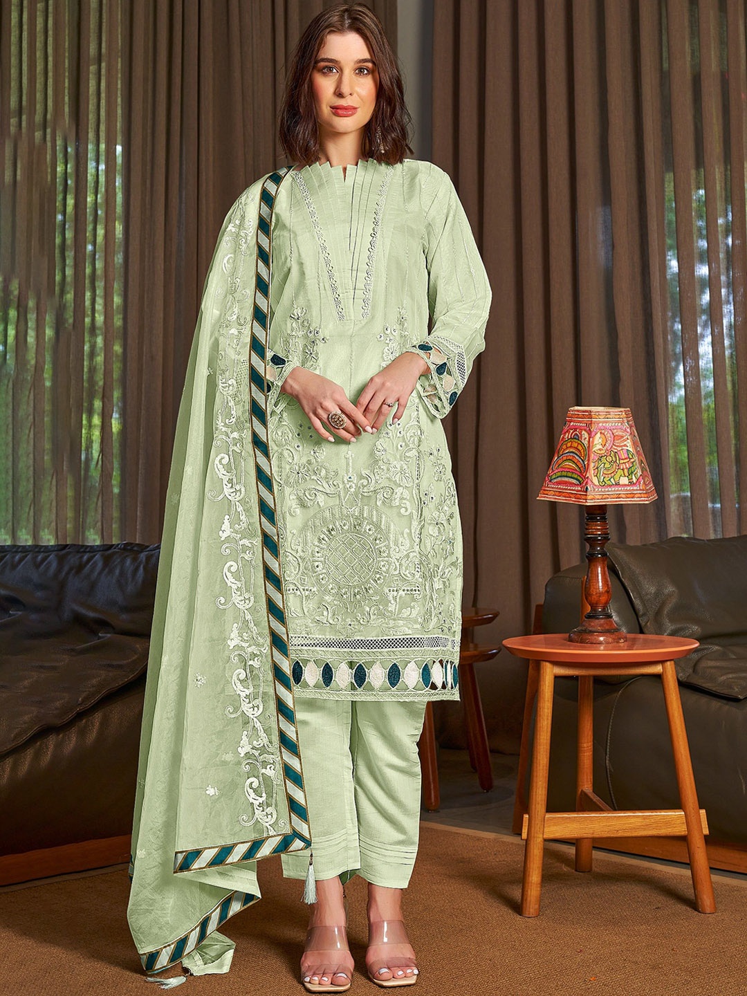 

AUTUMN LANE Shukriya Floral Embroidered Thread Work Kurta with Trousers & Dupatta, Green