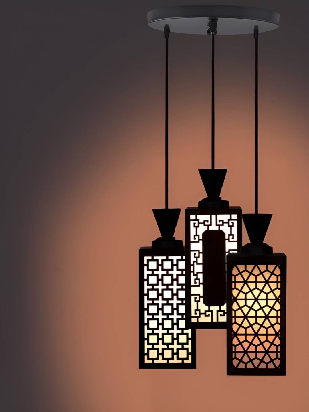 

Afast Black & White Ceiling Lamp
