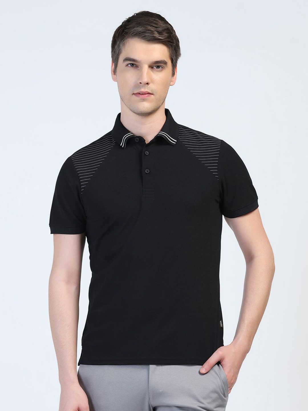 

Blackberrys Men Polo Collar Pockets Slim Fit T-shirt, Black