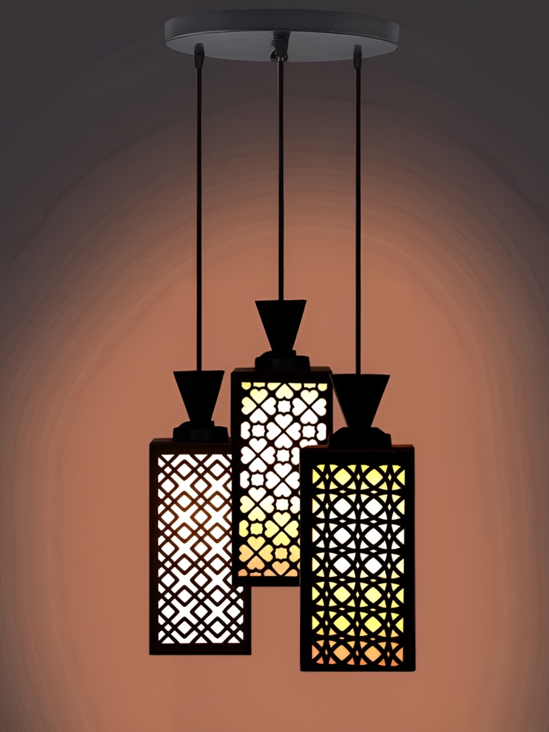 

Afast Black & White Traditional Ceiling Lamp