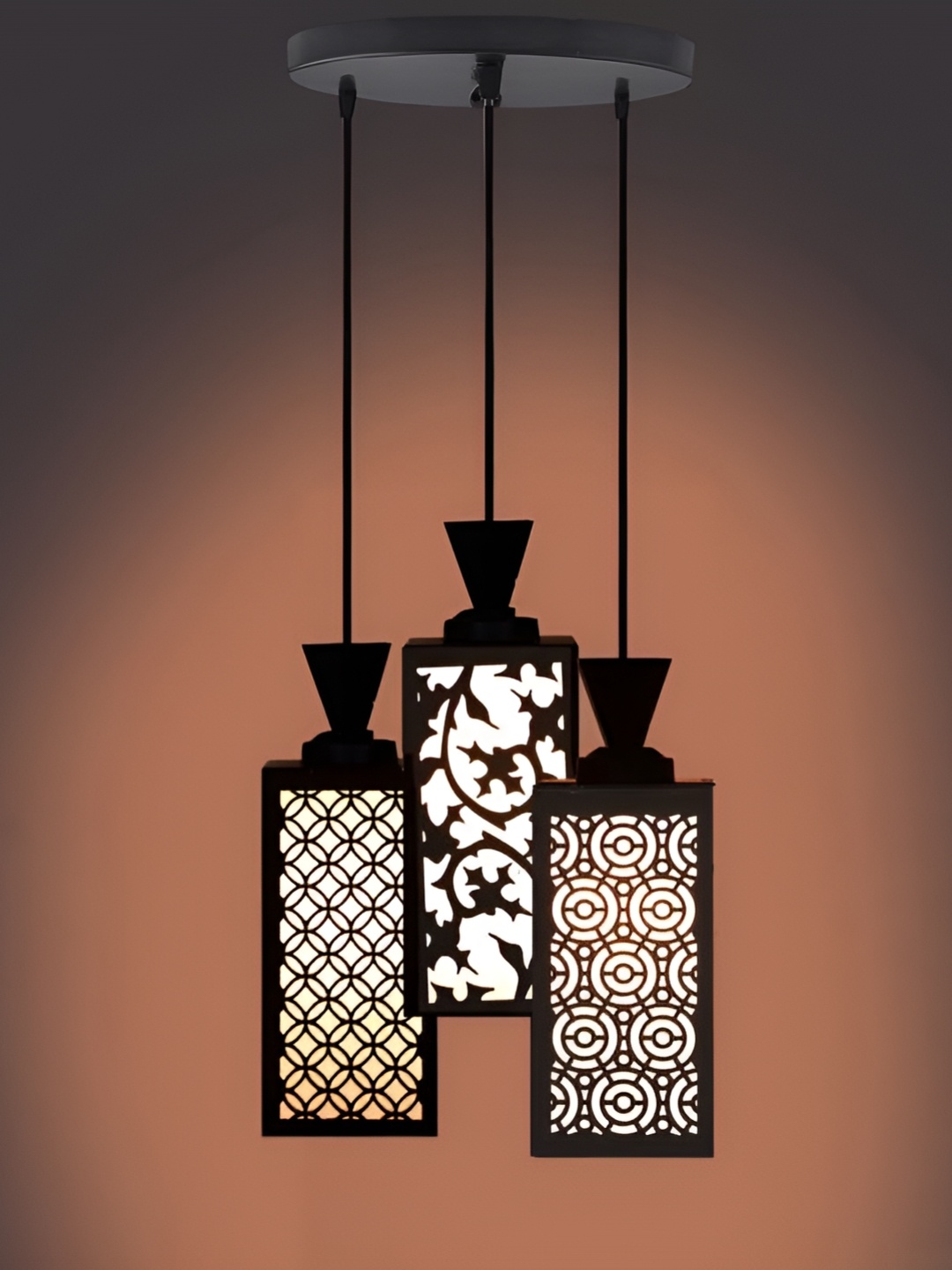

Afast Black & White Traditional Ceiling Lamp