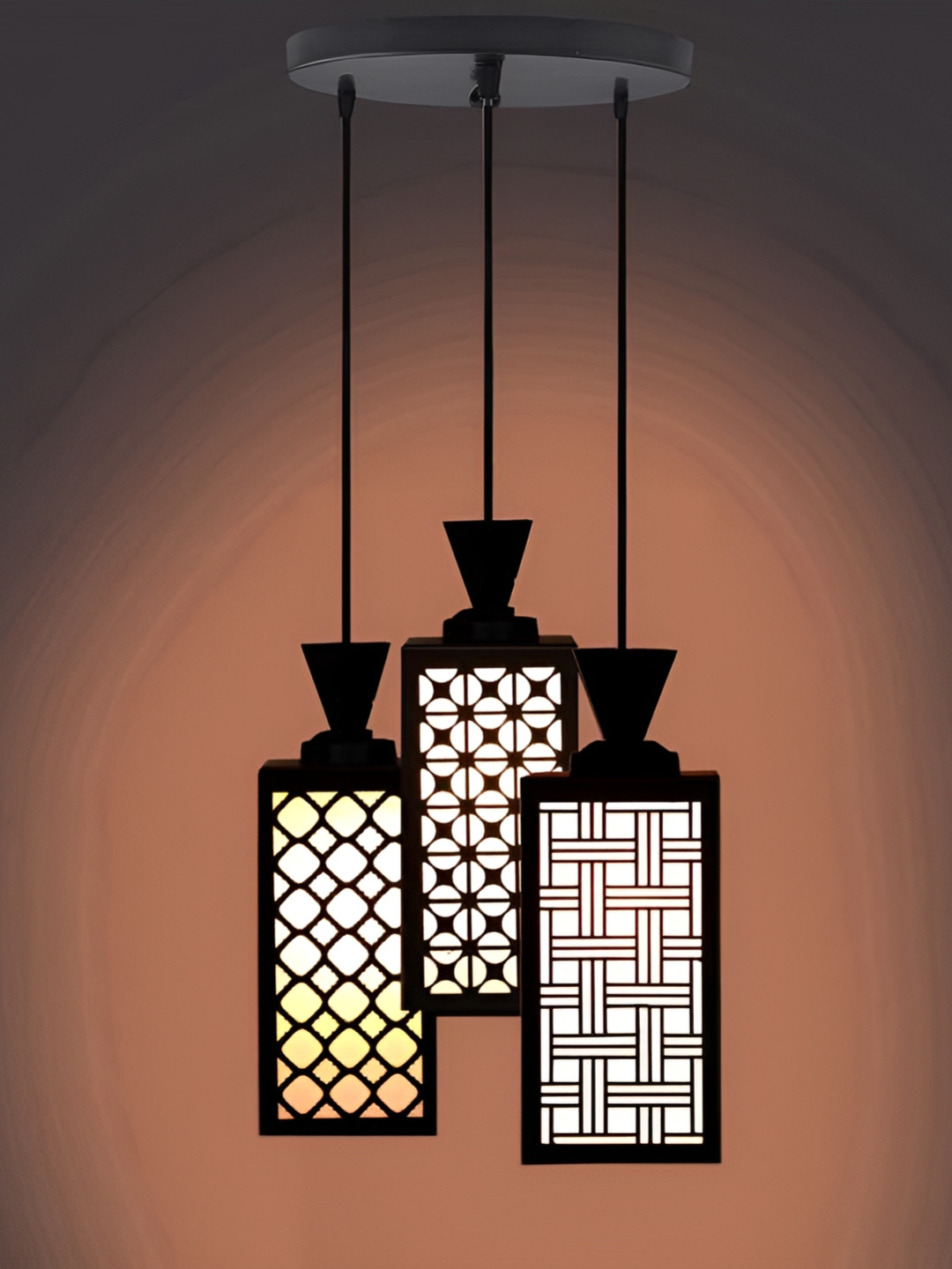 

Afast Black & White Ceiling Lamp