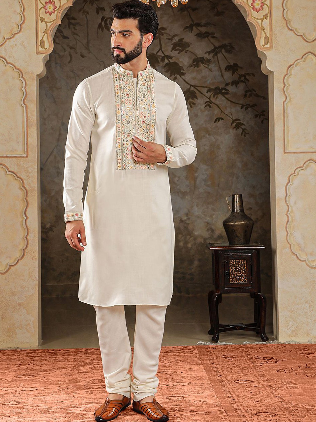 

HOUSE OF DEYANN Floral Yoke Design Sequinned Jacquard Straight Kurta With Churidar, White