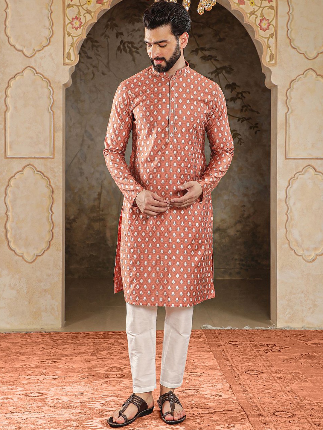 

HOUSE OF DEYANN Floral Woven Design Thread Work Jacquard Weave Straight Kurta with Pyjamas, Copper
