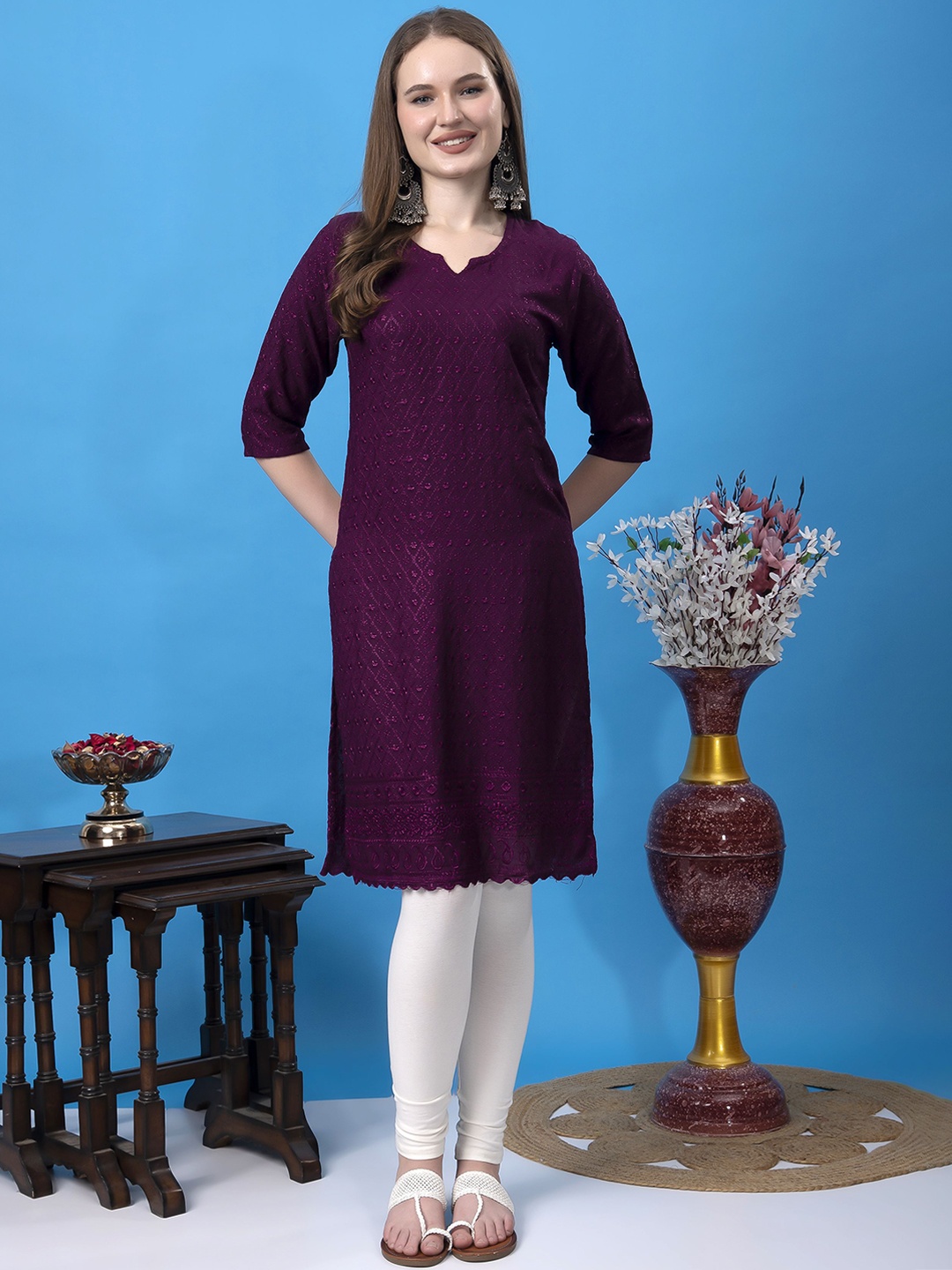 

KEX Embroidered Straight Kurta, Purple