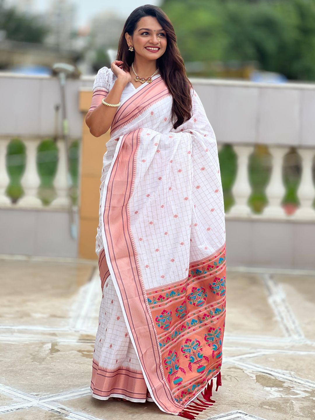 

Panzora Woven Design Zari Paithani Saree, White