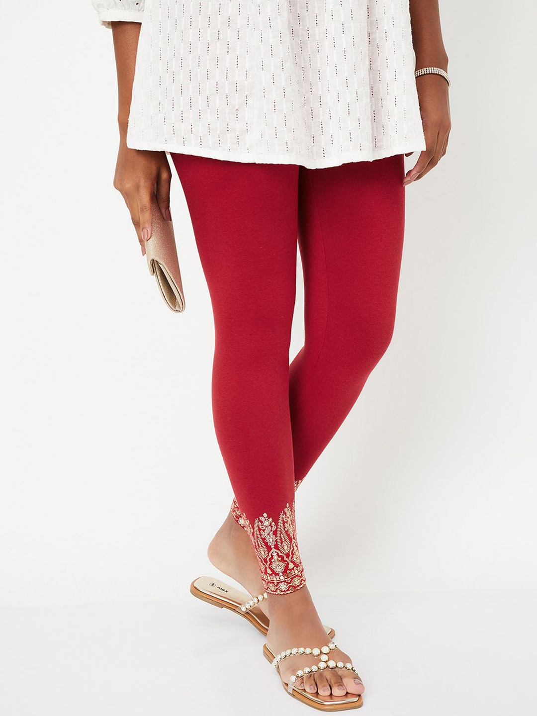 

Max x Kalki Women Foil Printed Ankle-Length Leggings, Red