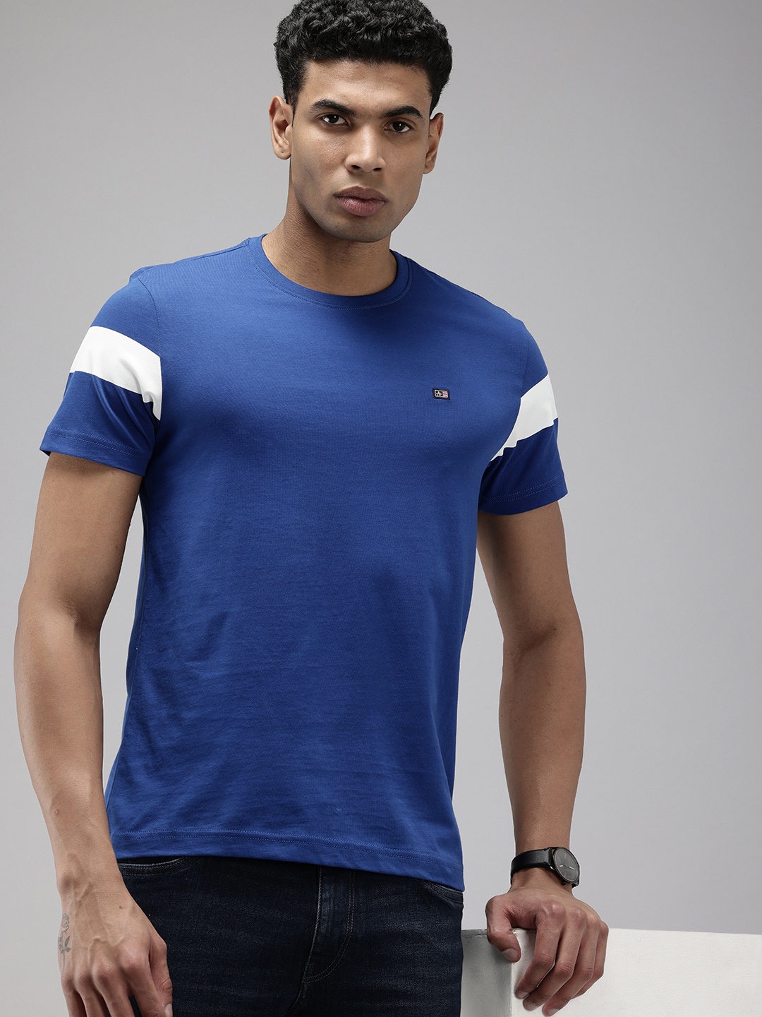 

Arrow Striped Detail Pure Cotton T-shirt, Blue