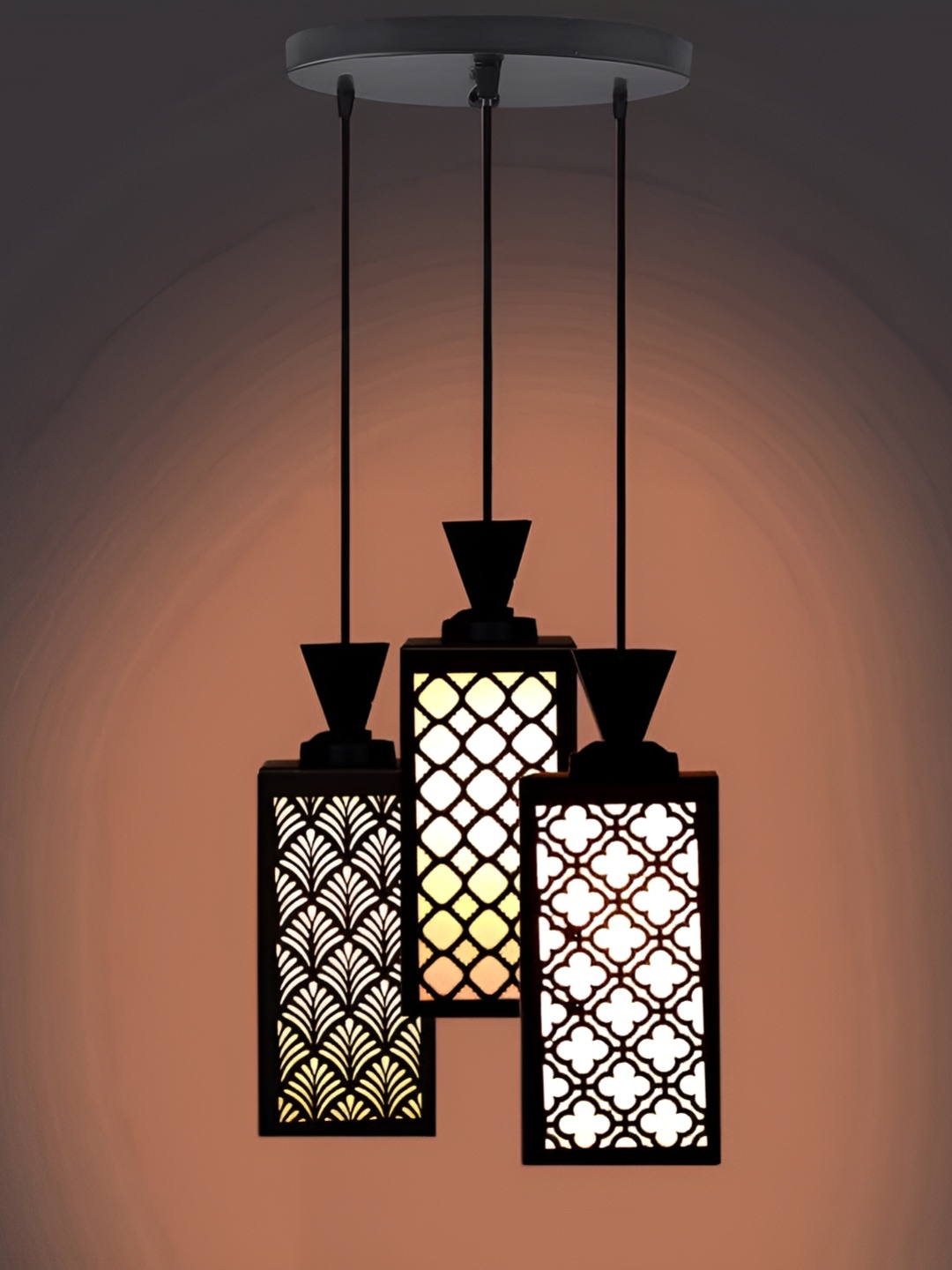 

Afast Black & White Ceiling Lamp