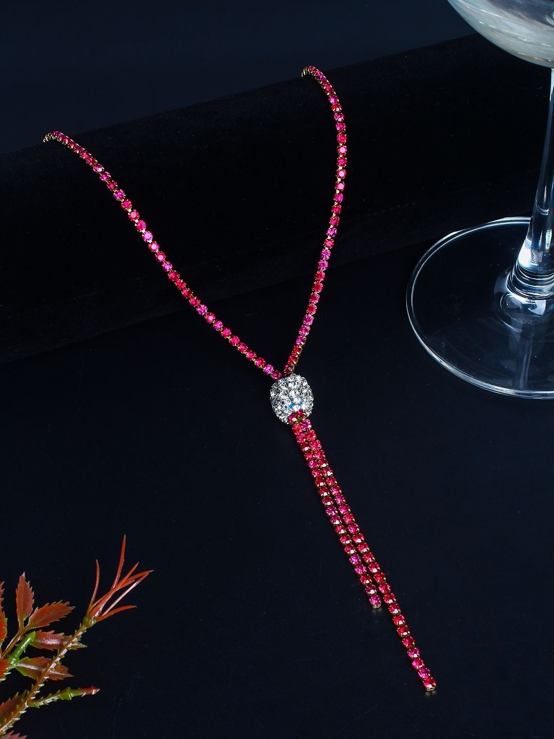 

KPOP Gold-Plated Stone Studded Minimal Necklace