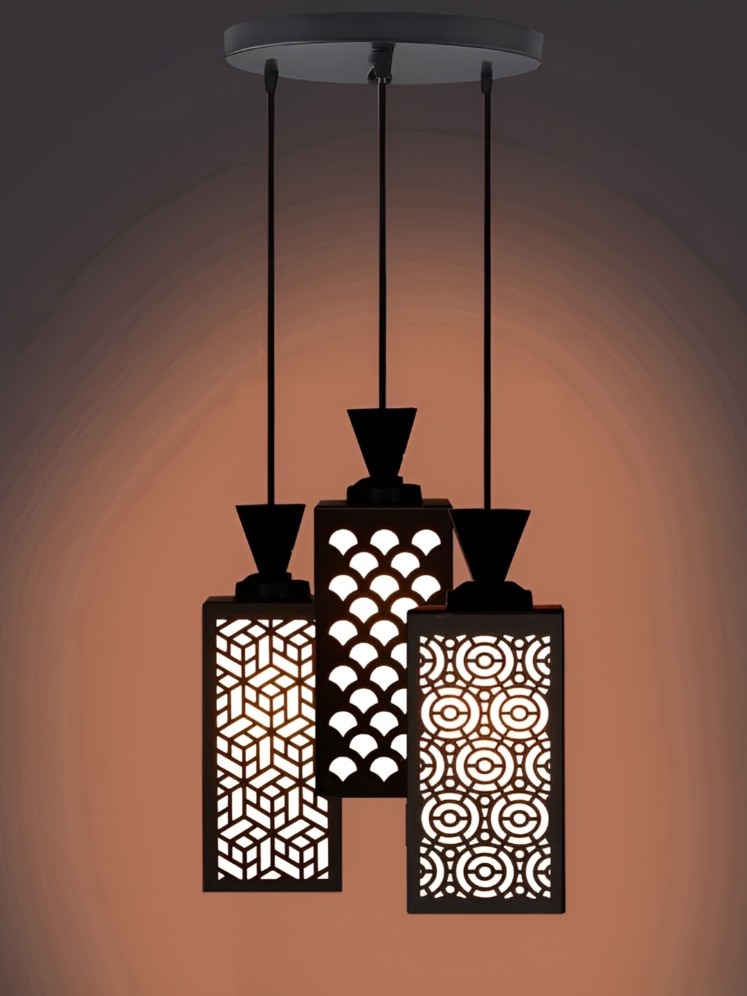 

Afast Black & White Ceiling Lamp