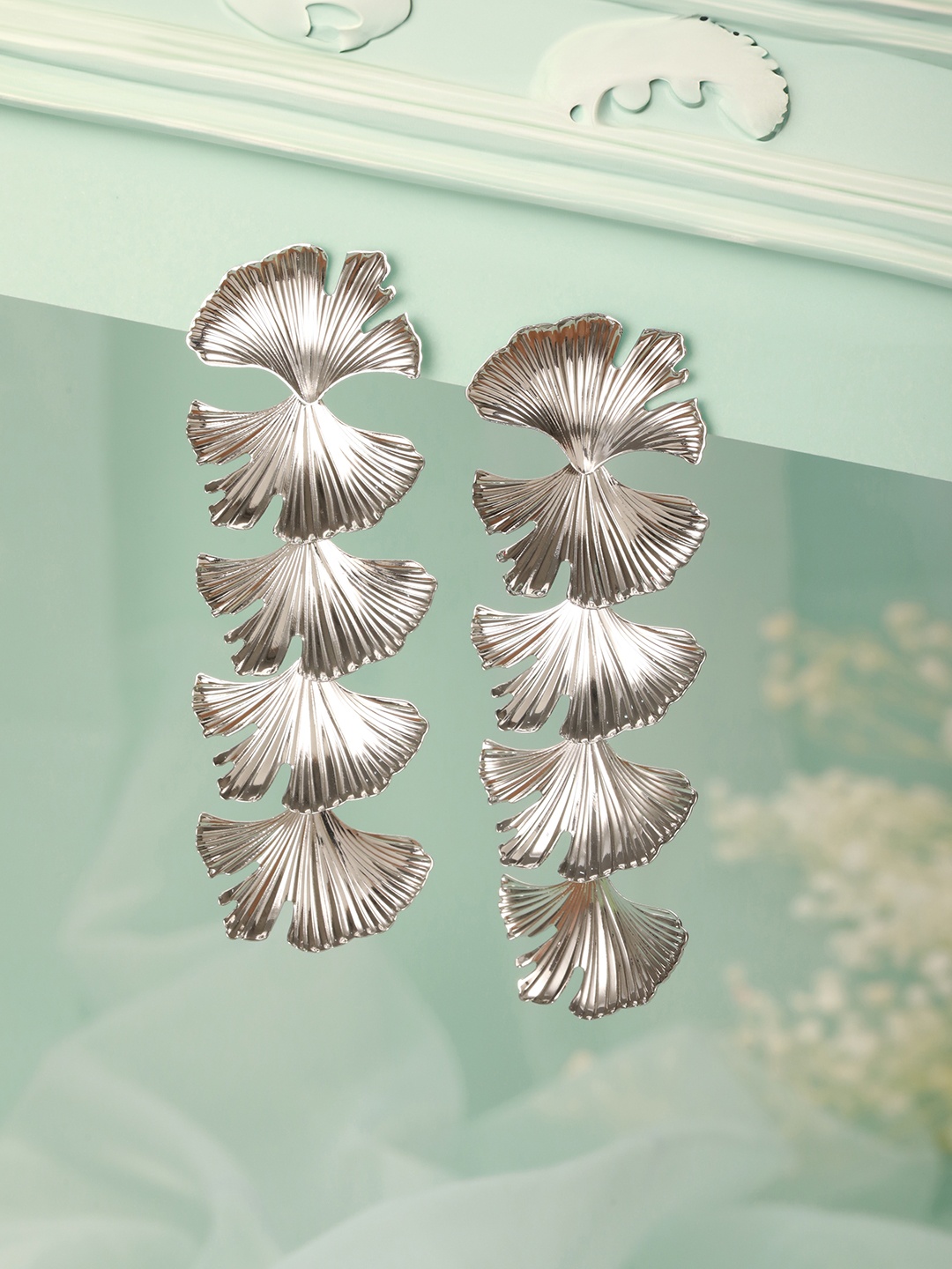 

SARAF TRENDZ Anti-tarnish Silver Plated Contemporary Drop Earrings