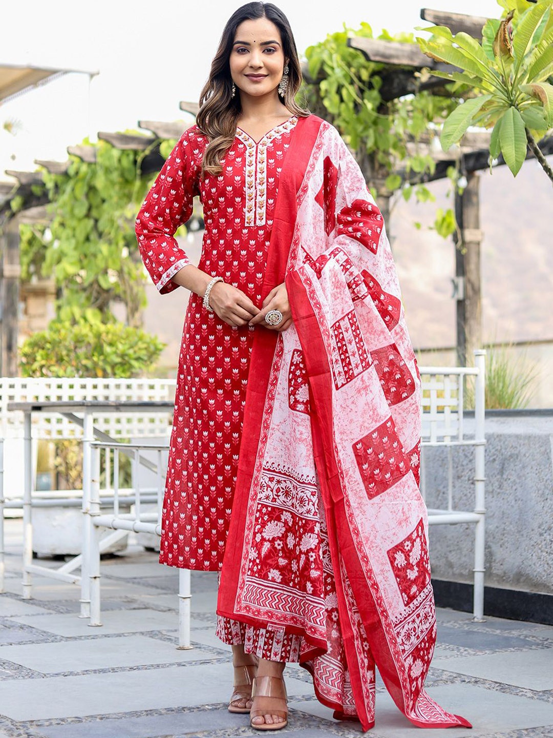 

Benaaz Floral Printed Thread Work Pure Cotton Straight Kurta With Trousers & Dupatta, Red
