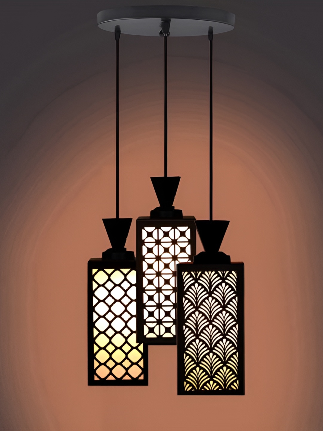 

Afast Black & White Ceiling Lamp