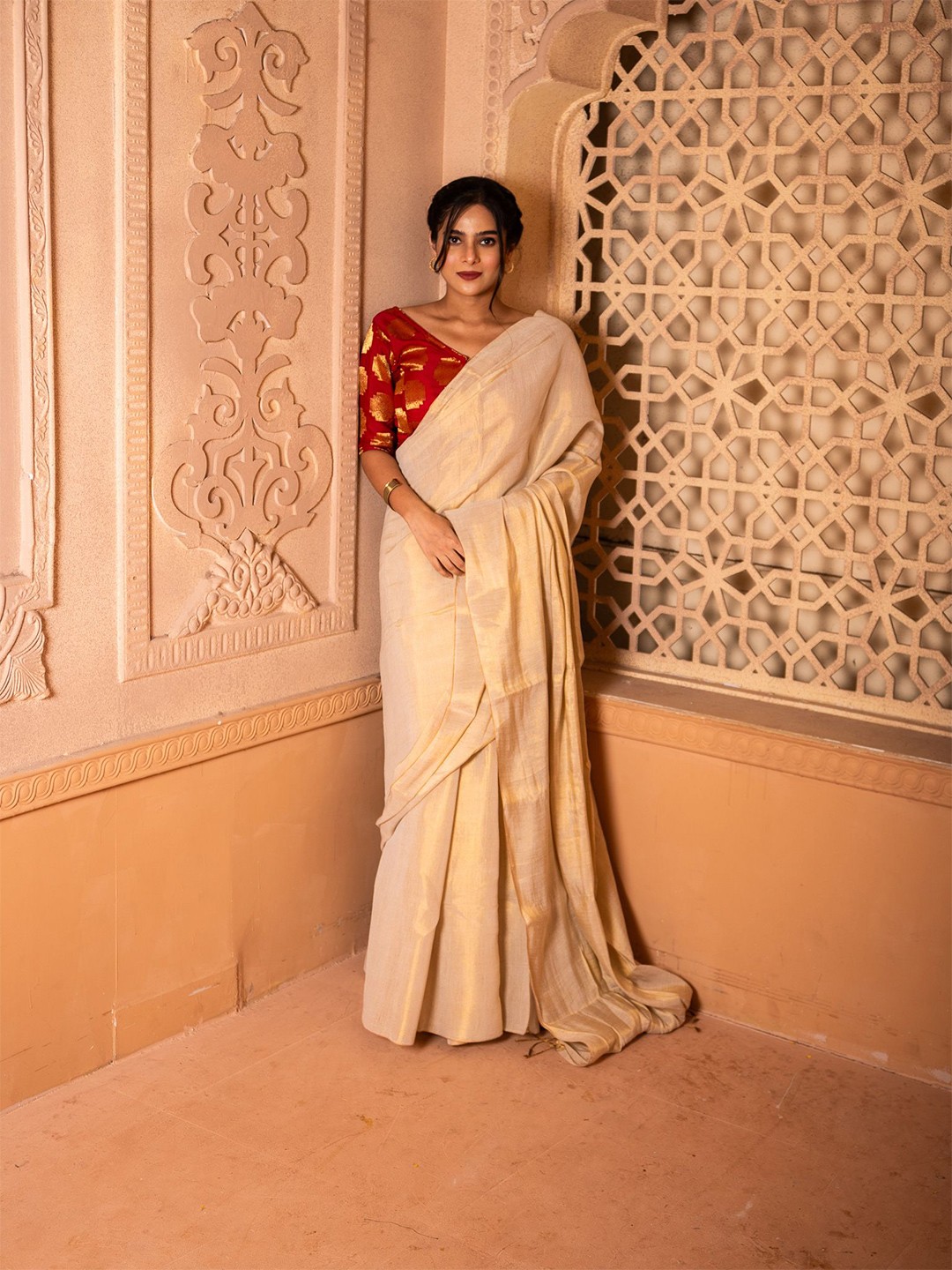 

Uttariya Tissue Linen Silk Saree, Cream
