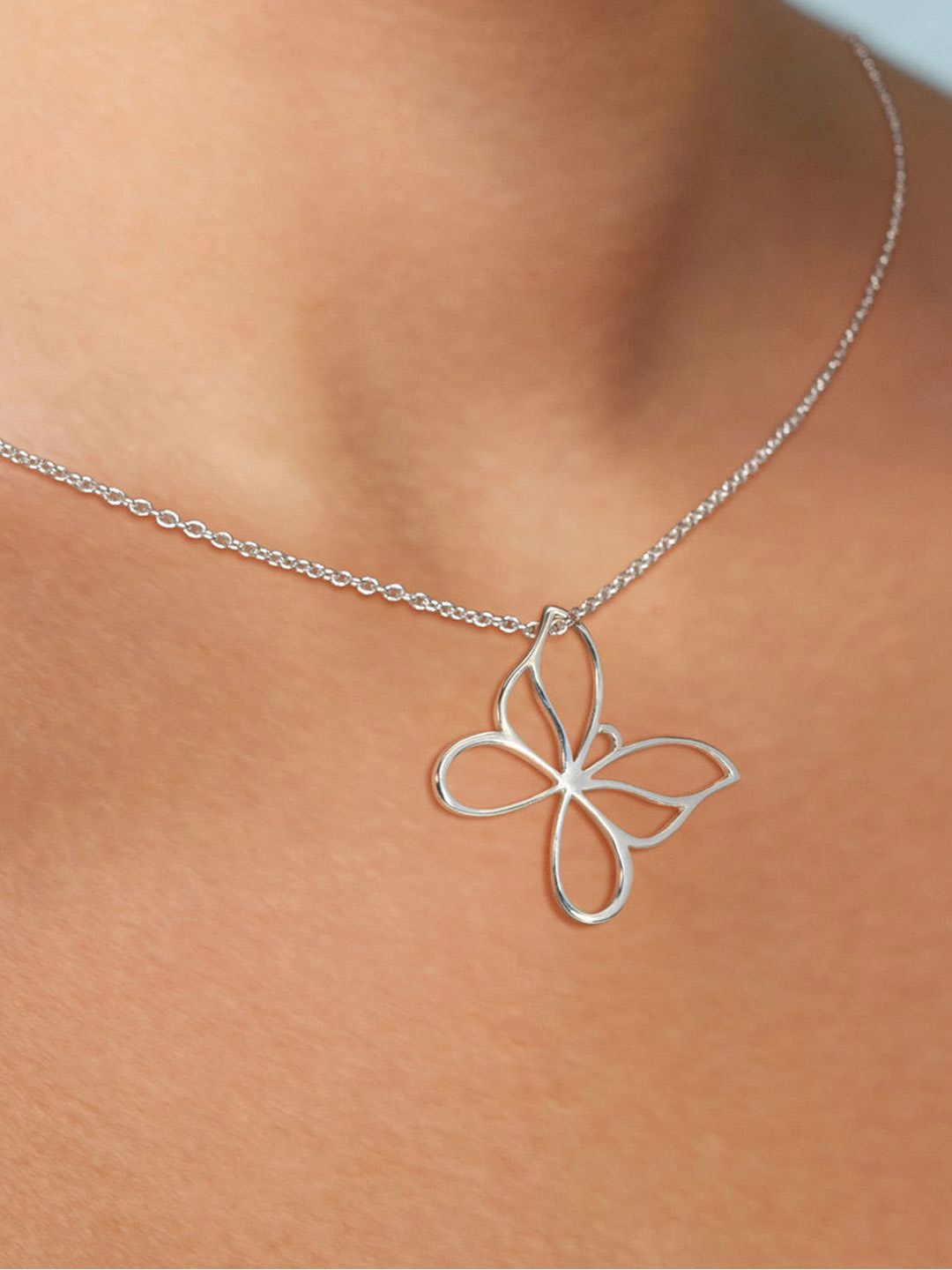 

DressBerry 925 Sterling Silver Butterfly Contemporary Pendant with Chain