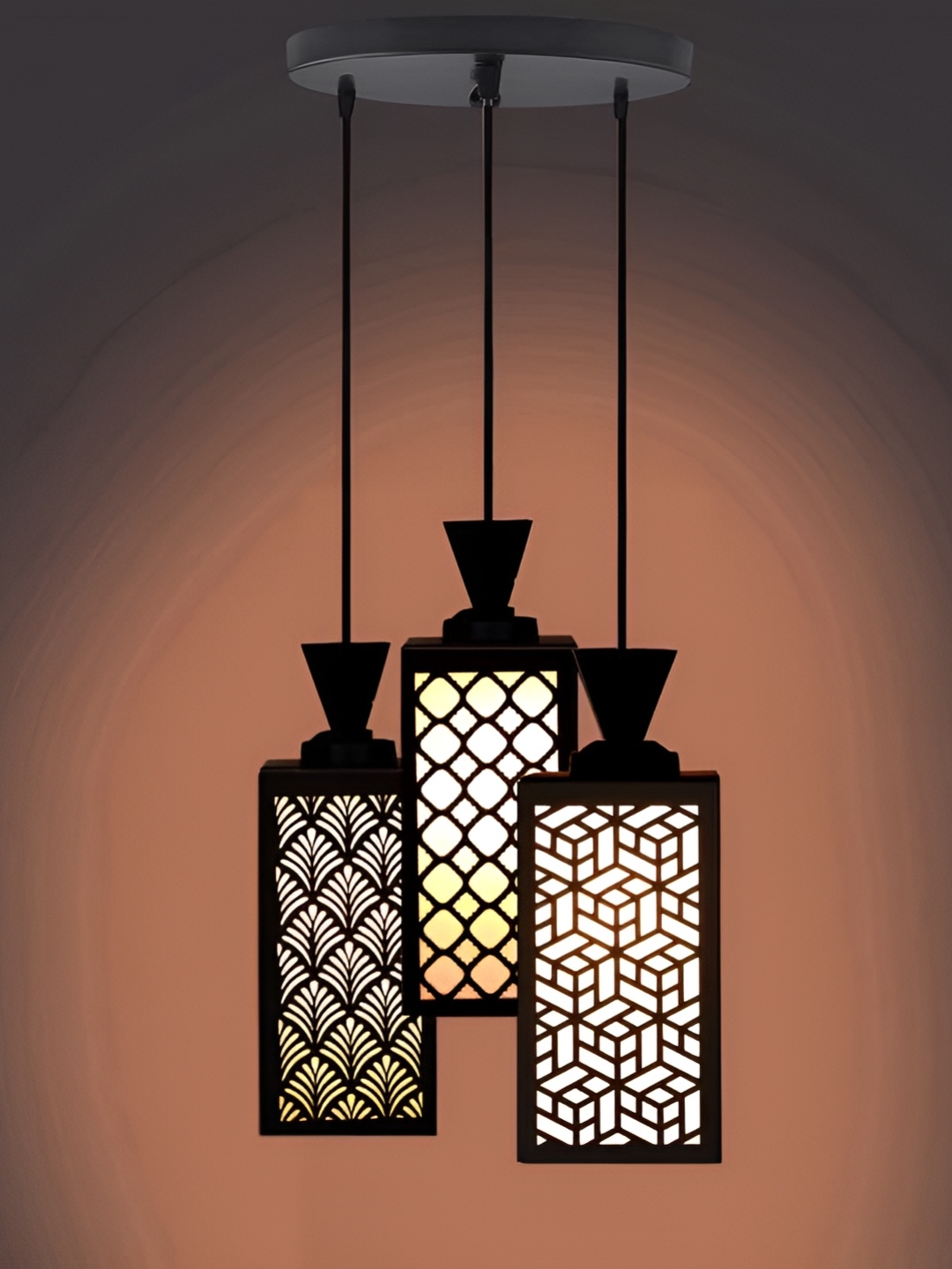 

Afast Black & White Ceiling Lamp