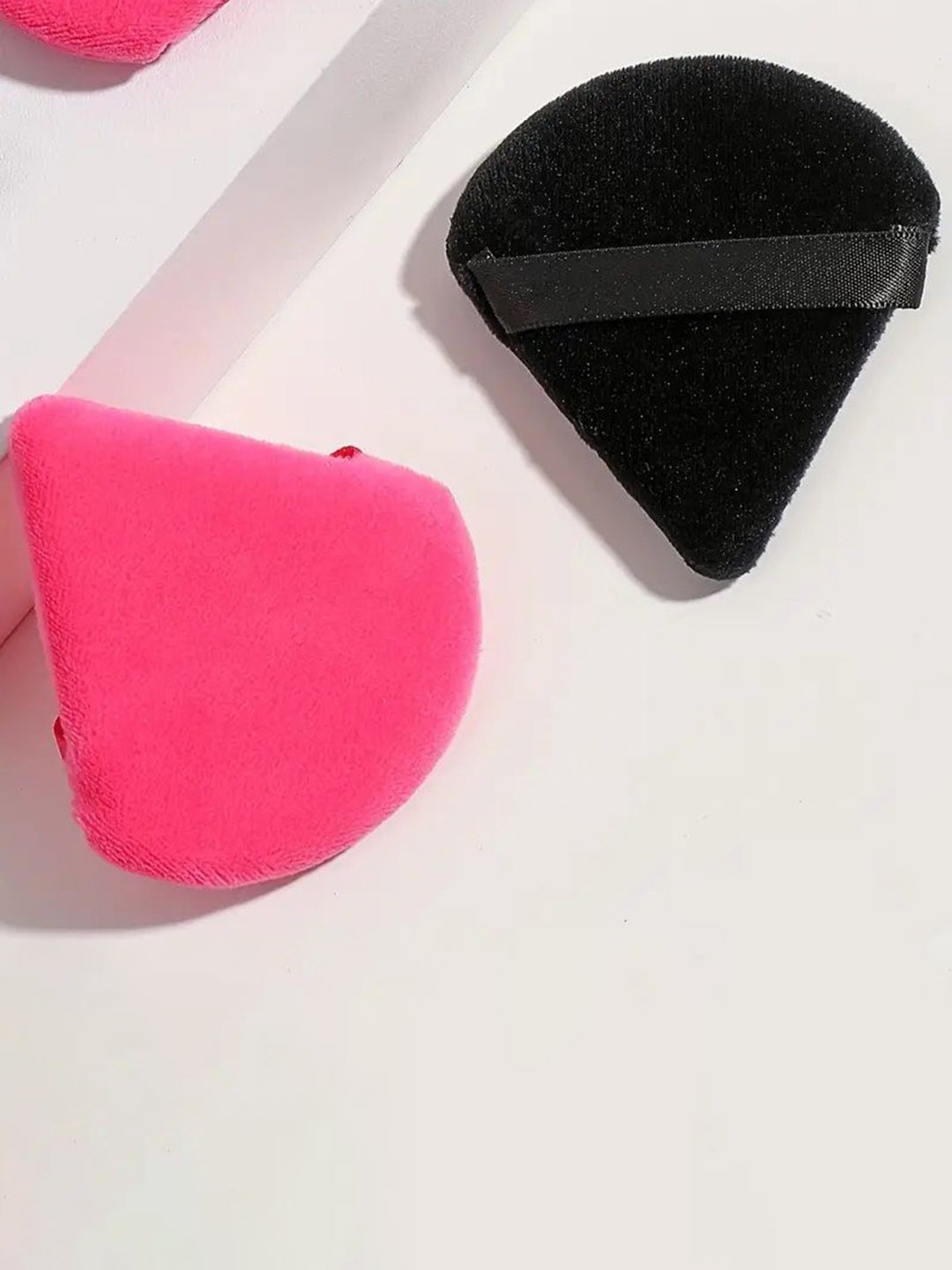 

Facejewel Set Of 3 Heart & Triangle Shape Makeup Sponge Puffs, Pink