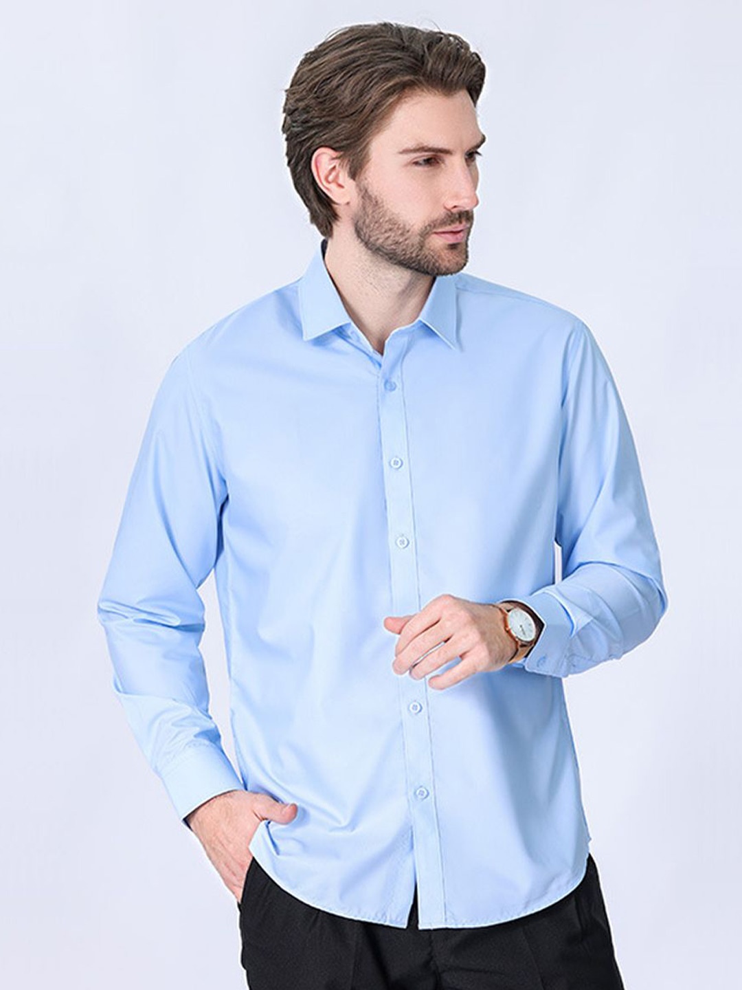 

StyleCast x Revolte Men Cutaway Collar Solid Casual Shirt, Blue