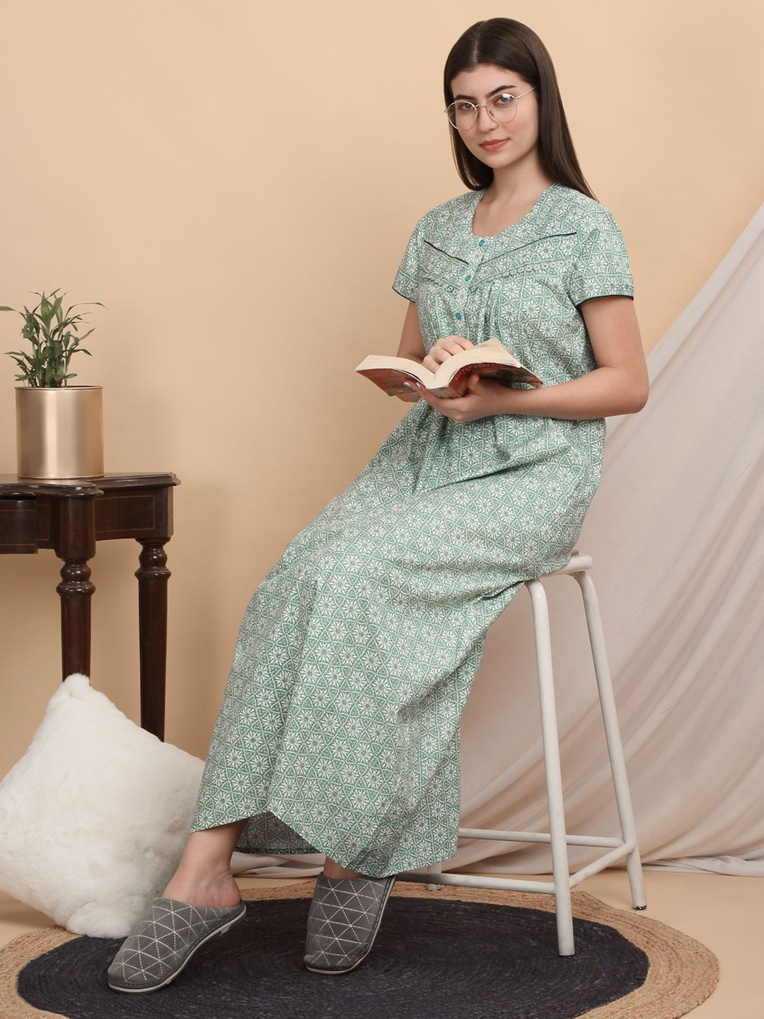 

Sweet Dreams Ethnic Motifs Printed Pure Cotton Maxi Nightdress, Green