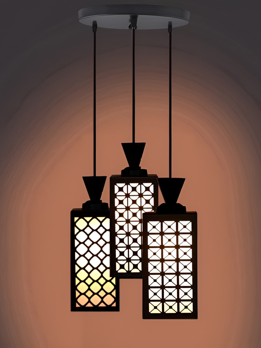 

Afast Black & White Ceiling Lamp
