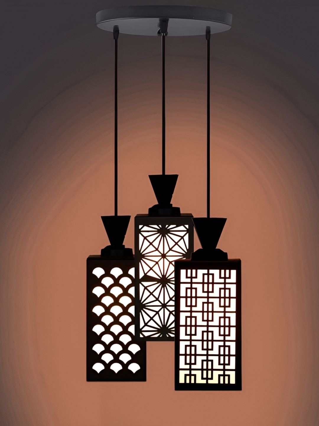 

Afast Black & White Traditional Ceiling Lamp