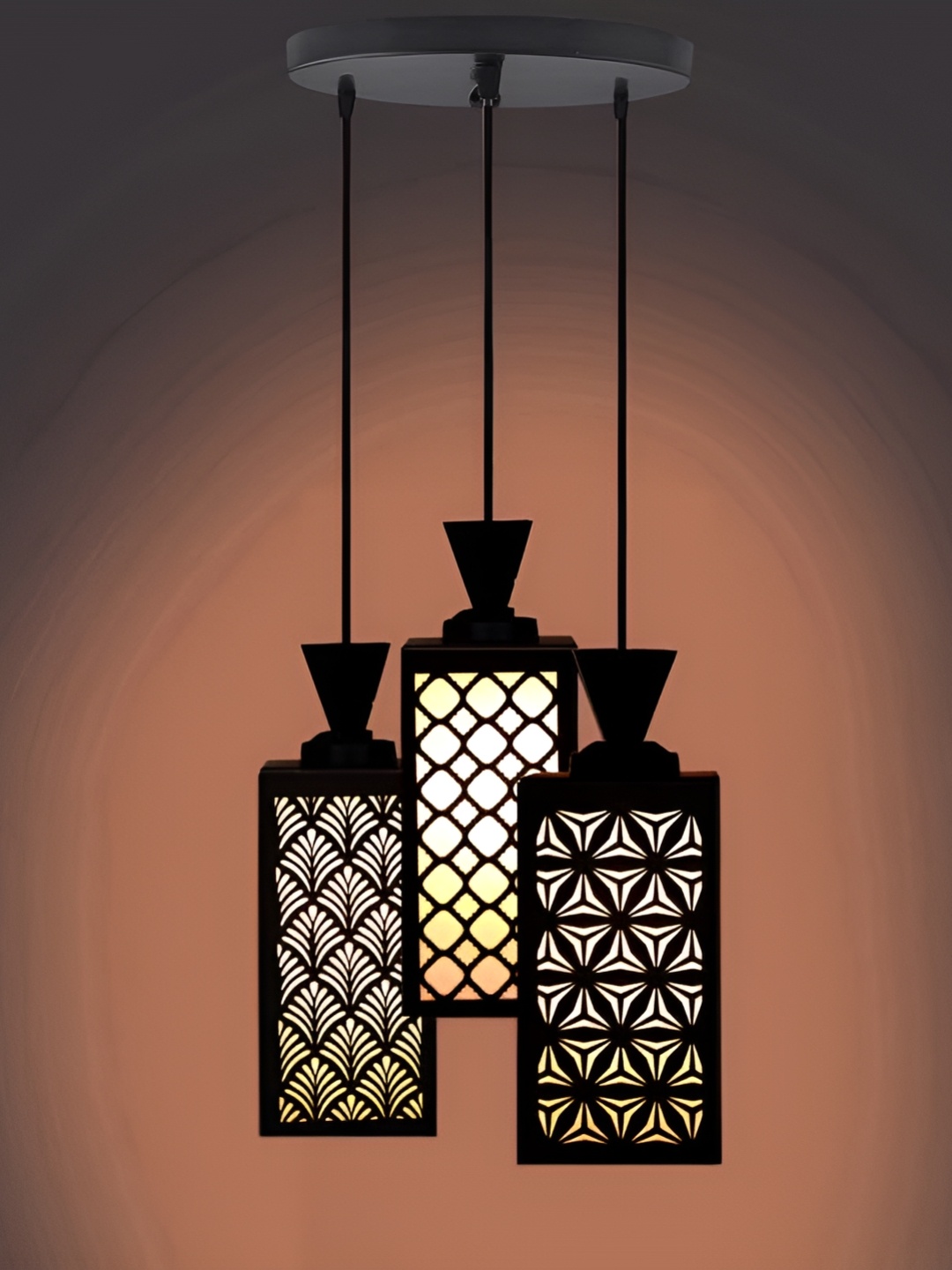 

Afast Black & White Ceiling Lamp